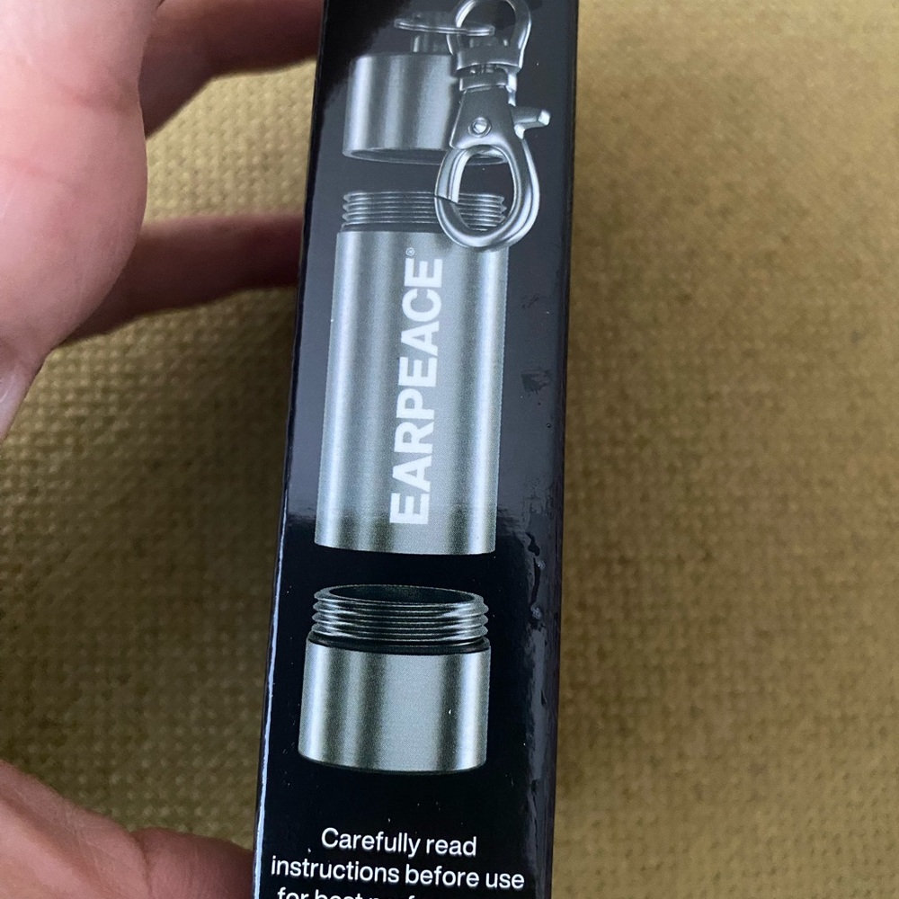 Brand new earpeace headphones - Picture 3 of 4